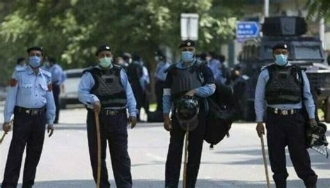 Three Islamabad universities 'shut over security concerns'