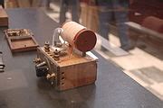 Category:Antique crystal radios – Wikimedia Commons