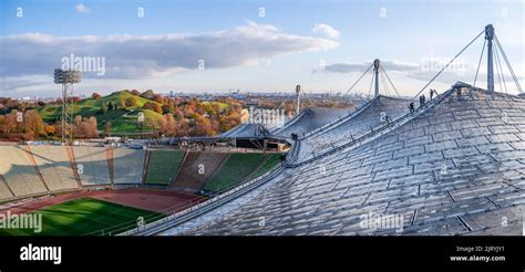 People on the Tent Roof of the Olympic Stadium, Olympic Stadium Tent ...