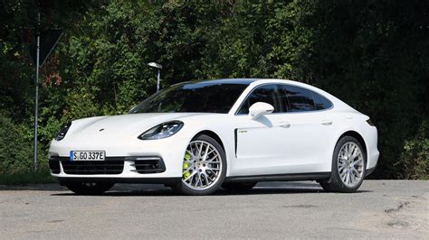 2018 Porsche Panamera 4 E-Hybrid Review: Saving Fuel Feels So Good