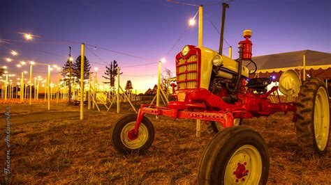 Pumpkin Patch Tractor | Jason Leffew | Flickr