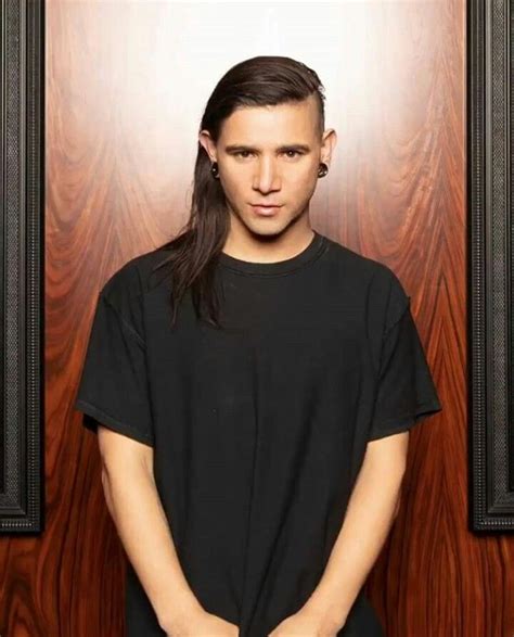 Pin by Princess Artist Dragon on SKRILLEX / SONNY MOORE | Skrillex ...