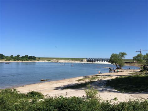 Lake Livingston dam. Trinity river. Texas. [1324x640] [oc] : r/waterporn