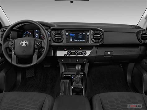 2018 Toyota Tacoma: 90 Interior Photos | U.S. News