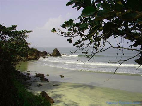 Kannur Tourism - Photos - Payyambalam Beach