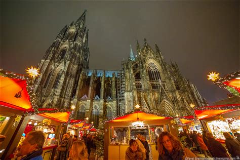 Weihnachtsmarkt in Köln. Am Dom. – Die Welt in kleinen Fotogeschichten