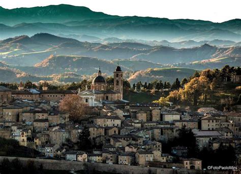 Urbino Italy: Travel Guide and top things to do - Wonderful Marche