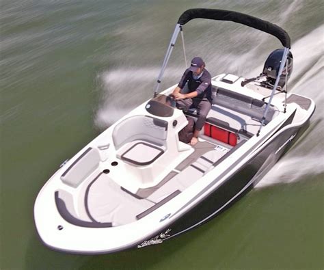 2022 Bayliner M15 Deck Boat Review: Simple On Purpose - Boat Trader Blog