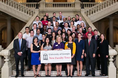 Whirlwind tour introduces new UGA faculty to sites across state of Georgia - UGA Today