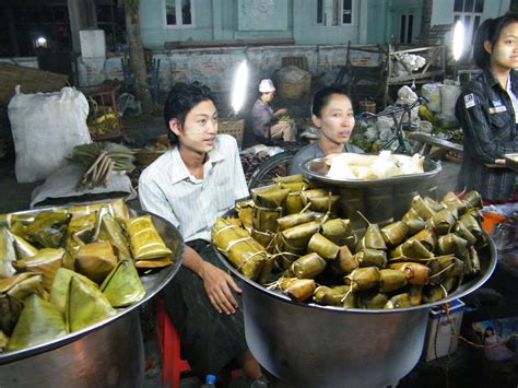 Mandalay Night Market (Zay Cho) in Mandalay: 2 reviews and 13 photos