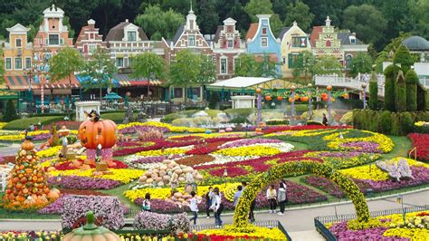 view-Everland-is-the-world-of-entertainment | South korea travel, Best amusement parks, Korea travel