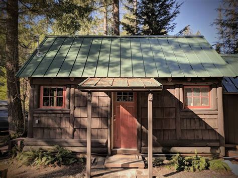 The Ohanapecosh Hot Springs Cabin at Mt. Rainier - Cabins for Rent in ...