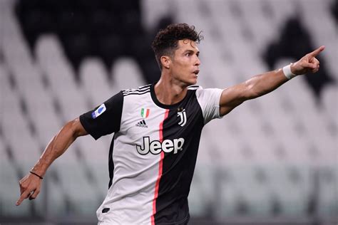 Cristiano Ronaldo Transfer News - Juventus Star Could Join Manchester ...