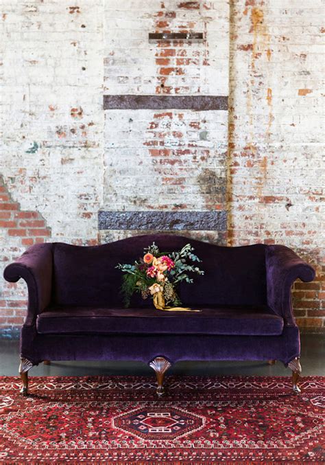 12 Royally Purple Velvet Sofas For the Living Room