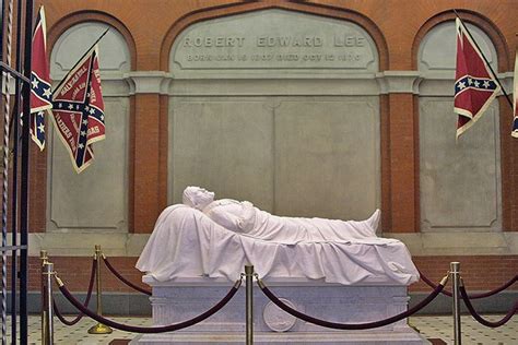 general robert e. lee tomb | Robert E Lee Grave General robert e. lee's | Civil War-Appomattox ...