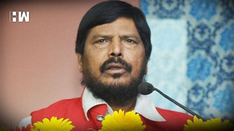 “Shivsena should accept Deputy CM post for Aaditya Thackeray”: Ramdas Athawale - HW News English