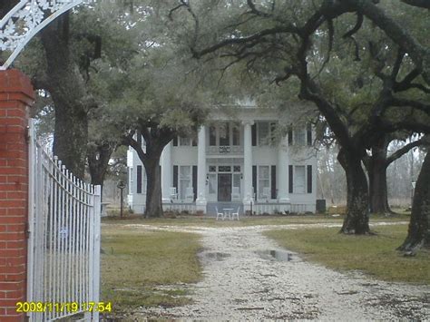 Forest Gump's house. | Famous houses, Forrest gump, Luxury houses mansions