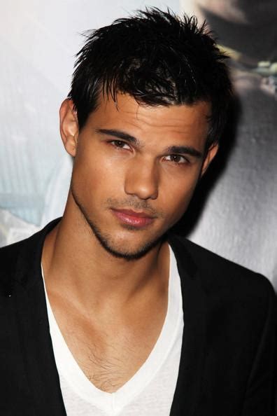 Taylor Lautner(aka Jacob Black) - Twilighters Photo (35891413) - Fanpop