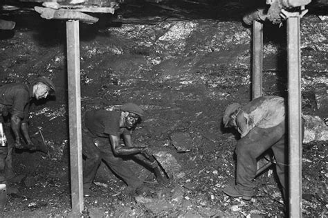 Vintage Photos of Coal Miners and the Brutal Conditions They Faced ...