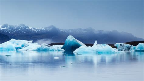 Iceland Iceberg – Bing Wallpaper Download