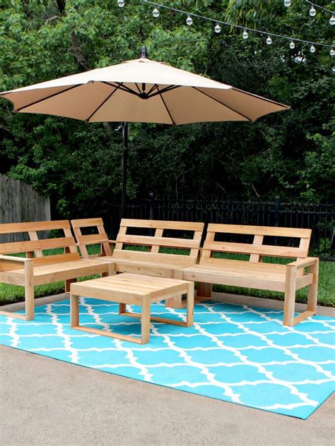 Best DIY Outdoor Patio Furniture Ideas | Ann Inspired