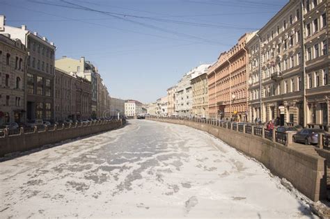 Winter Saint-Petersburg editorial stock photo. Image of canal - 114719048