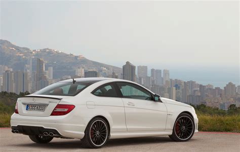 2013 Mercedes C63 AMG Coupe Gallery 396796 | Top Speed