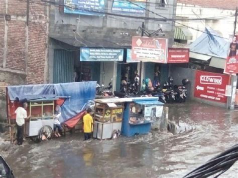 Pasca Banjir Bandung Hari ini, Sejumlah Ruas Jalan Macet dan ...