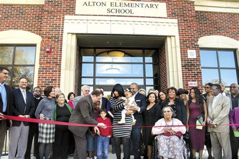 Alton Elementary School dedicated | News | brenhambanner.com