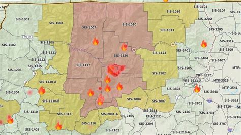 Evacuations in place as new Den Fire burns over 100 acres in Siskiyou ...