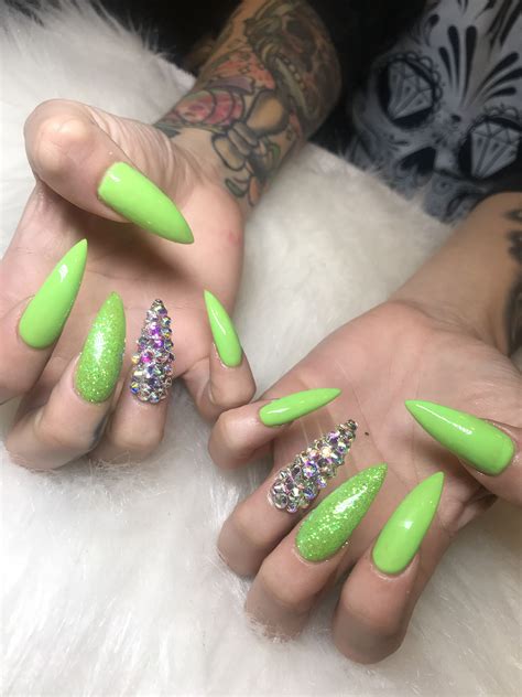 Pin by Angie Arceo on Nails by me @_getnailed__ | Green nails, Lime ...