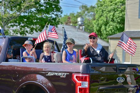 Memorial Day parade held in Riverhead: Photos