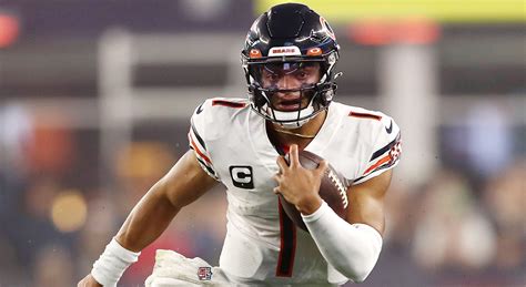 Bears unfazed by Patriots' mid-game quarterback change, score 23 unanswered in win | Fox News