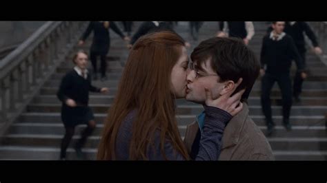 Harry & Ginny Kiss - Harry Potter and The Deathly Hallows Part 2 [ HD ...