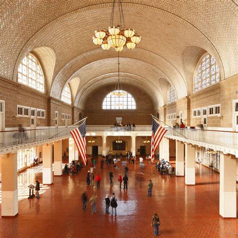 10 Tips for Visiting Ellis Island Immigration Museum