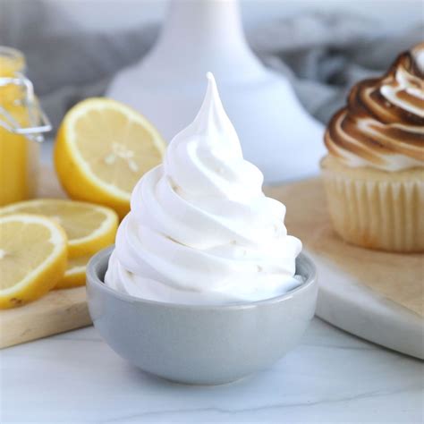 Meringue Frosting - Cake Me Home Tonight