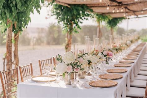 Budget-Savvy: 7 Tips for Affordable Wedding Table Linens– CV Linens