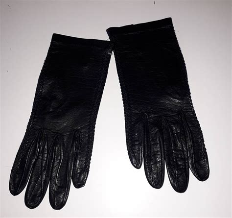 Vintage Leather Gloves – Telegraph