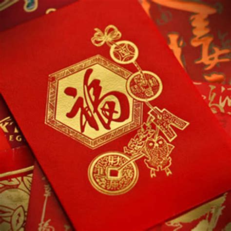 The Chinese Red Envelope | Tarot.com