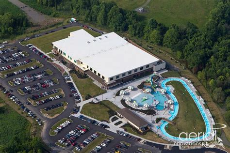 Aquatic Center: Aquatic Center Kingsport