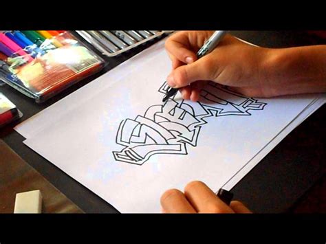 How to Draw Graffiti for Beginners - YouTube