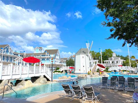 PHOTOS and Tour! Disney's Yacht Club Resort Has Officially Reopened to Guests in Disney World ...