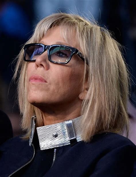 Frisuren inspiriert von Brigitte Macron für Frauen ab 60: Schauen Sie ...