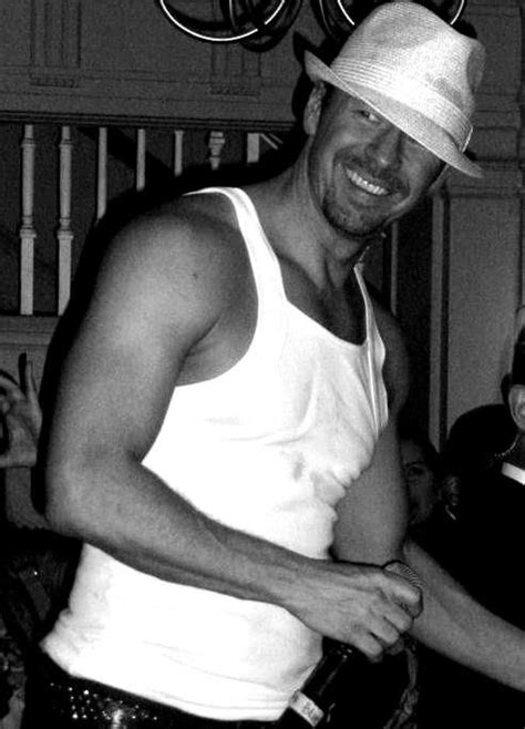 NKOTB ~ Donnie Wahlberg That smile makes me swoon | Nkotb, Donnie wahlberg, Nkotb cruise