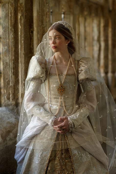 In The Spanish Princess, Catherine of Aragon’s Wedding Dress May Be All the Bridal Inspiration ...