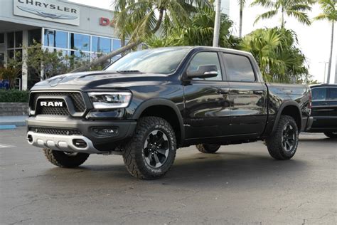 New 2020 RAM 1500 Rebel Crew Cab in Plantation #10043 | Massey Yardley Chrysler Dodge Jeep Ram FIAT