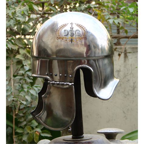 SAMNITE ATTIC HELMET Product Code: DSC-H216 – Daniyal Steel Crafts