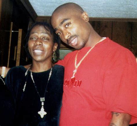 Tupac Pics, Age, Photos, Sister, Biography, Pictures, Wikipedia | celebrity news | entertainment ...