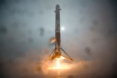 Watch SpaceX Falcon 9 Rocket Almost Stick Droneship Landing, then Tip and Explode; Video ...