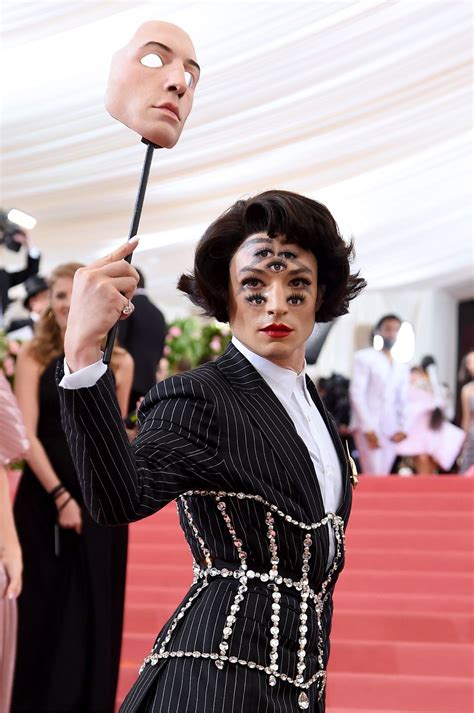 The Best Makeup Looks at the Met Gala 2019 – Vogue Hong Kong